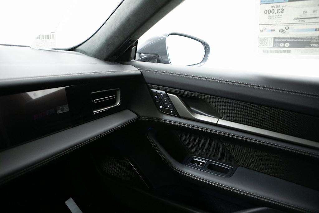 Thumbnail: 2026 Porsche Taycan - 24