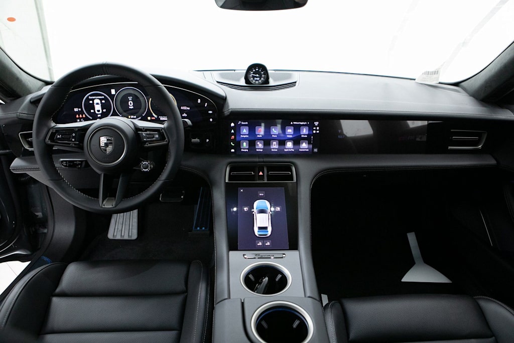 Thumbnail: 2026 Porsche Taycan - 8