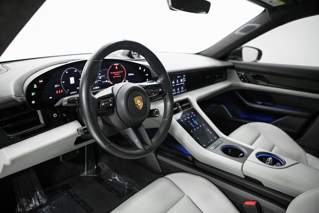 Thumbnail: 2021 Porsche Taycan - 2