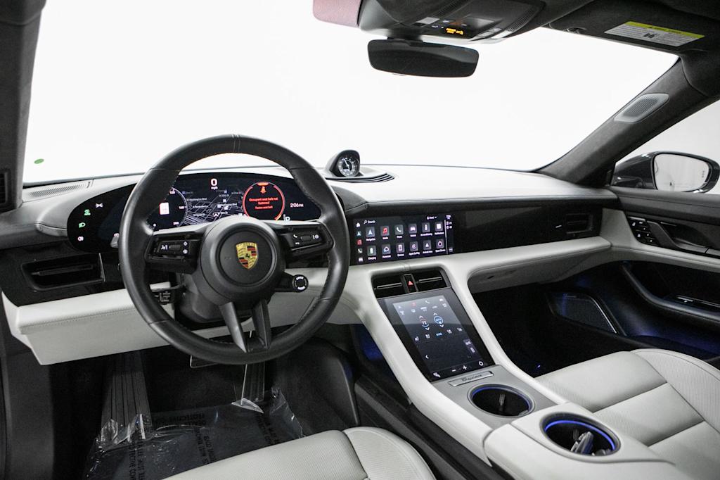 Thumbnail: 2021 Porsche Taycan - 6