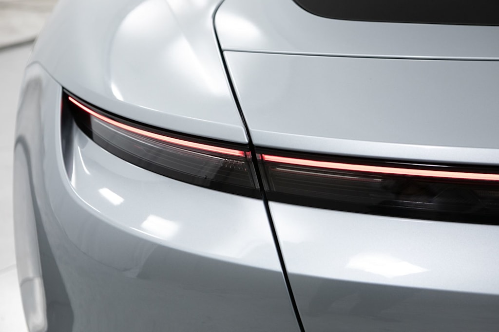 Thumbnail: 2021 Porsche Taycan - 21