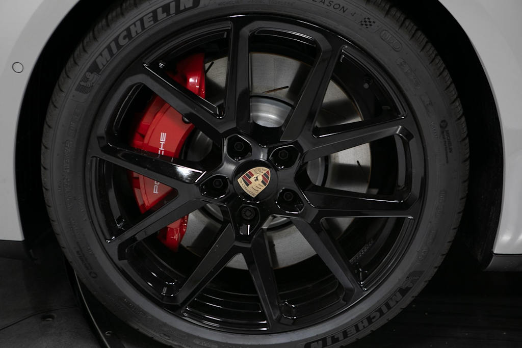 Thumbnail: 2026 Porsche Panamera - 7