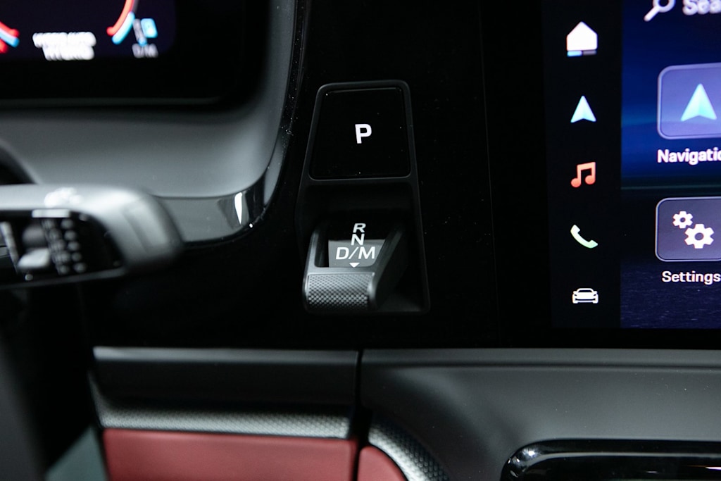 Thumbnail: 2026 Porsche Panamera - 14