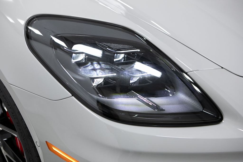 Thumbnail: 2026 Porsche Panamera - 33