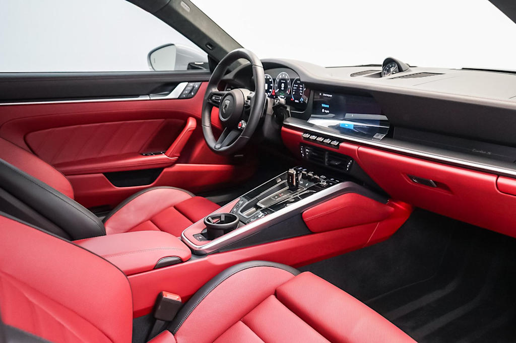 Thumbnail: 2026 Porsche 911 - 11