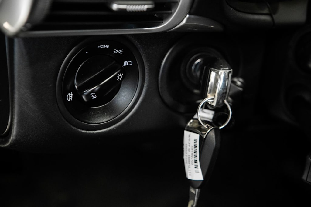 Thumbnail: 2011 Porsche 911 - 23