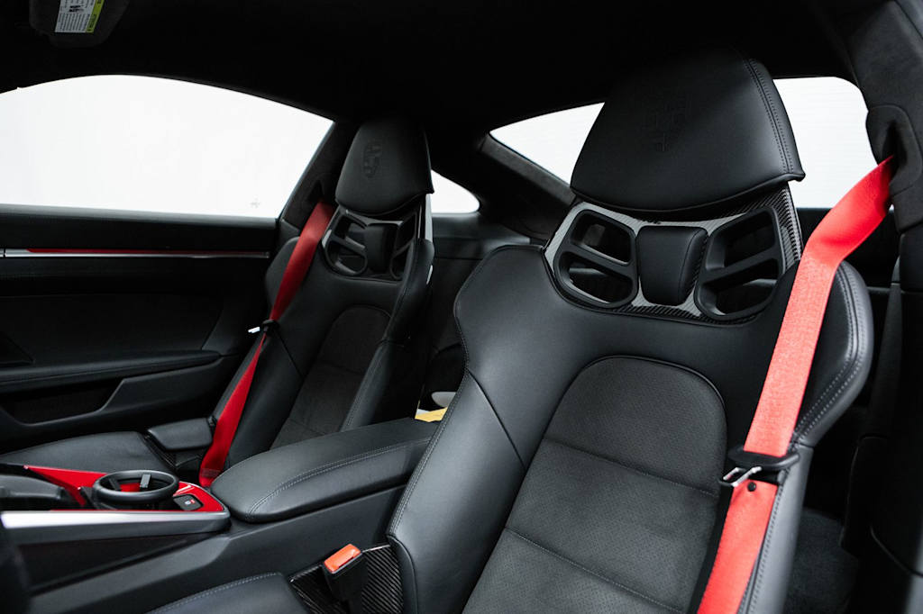 Thumbnail: 2022 Porsche 911 - 7