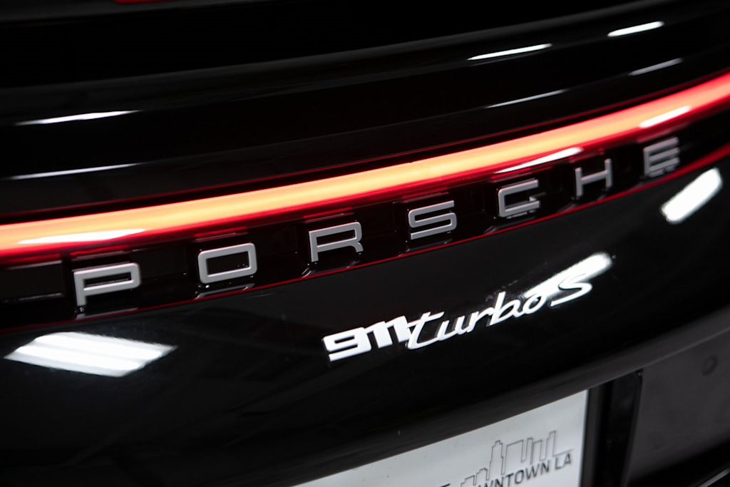 Thumbnail: 2025 Porsche 911 - 33