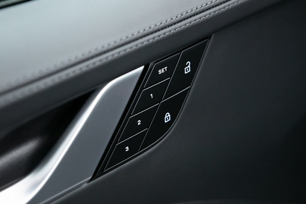 Thumbnail: 2025 Porsche 911 - 23