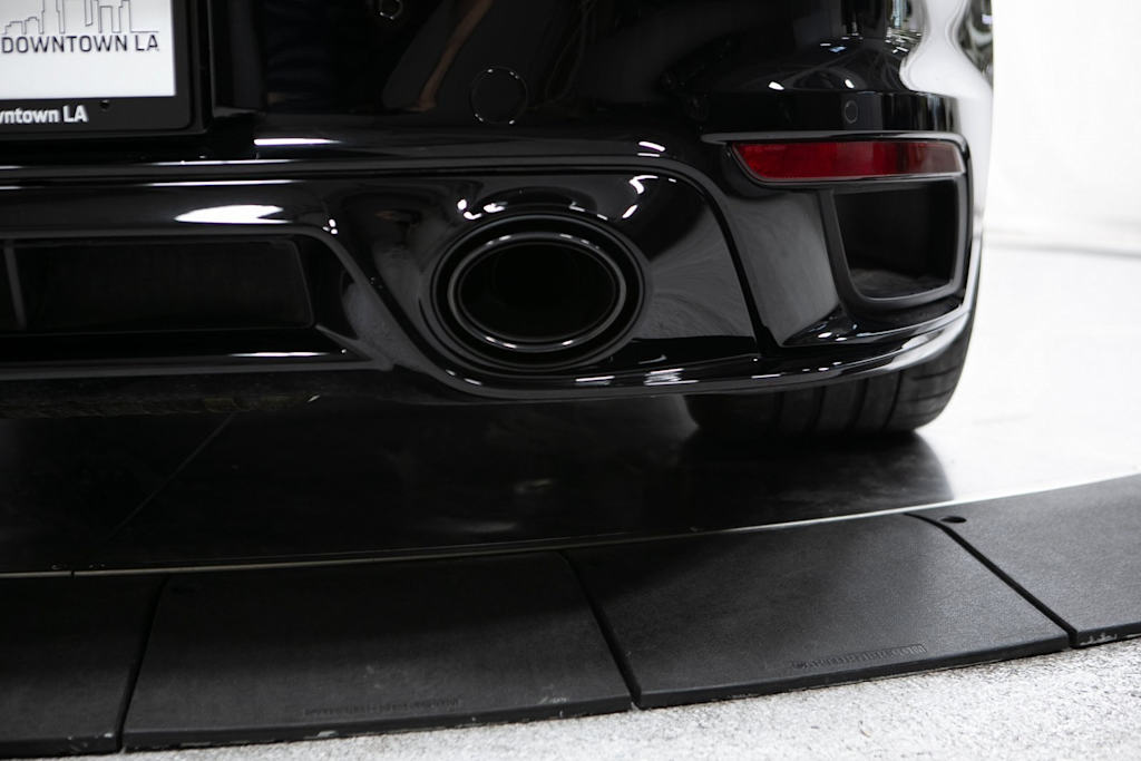 Thumbnail: 2025 Porsche 911 - 34