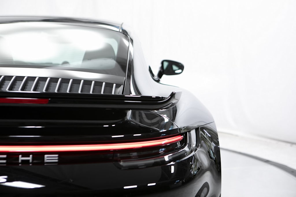 Thumbnail: 2025 Porsche 911 - 35