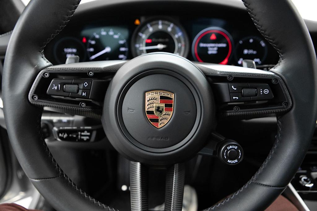 Thumbnail: 2023 Porsche 911 - 18