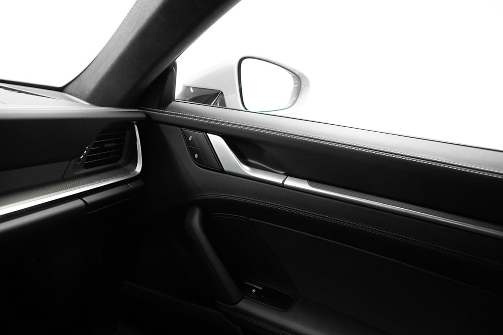 Thumbnail: 2023 Porsche 911 - 28