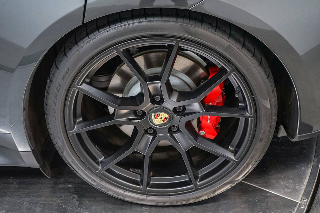Thumbnail: 2023 Porsche Taycan - 7
