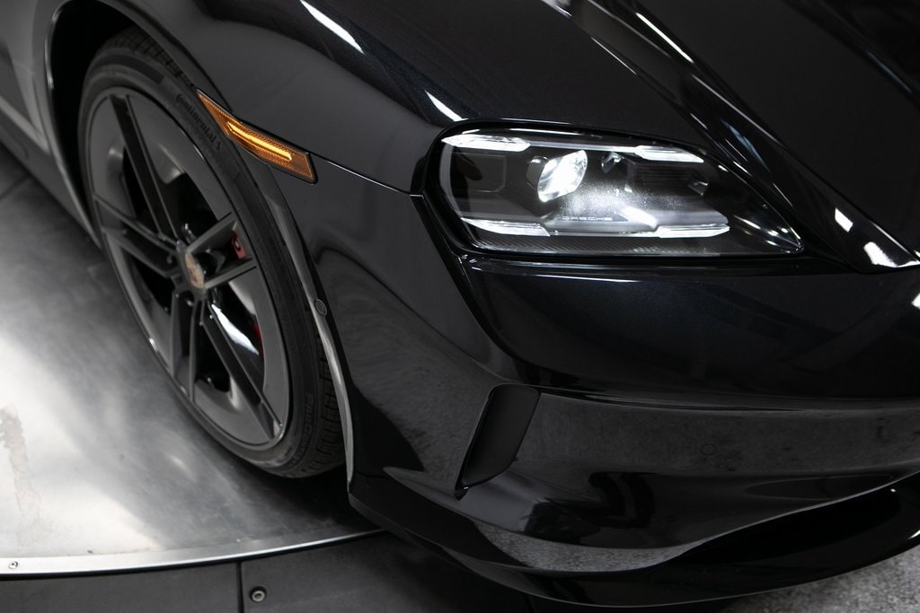 Thumbnail: 2026 Porsche Taycan - 6