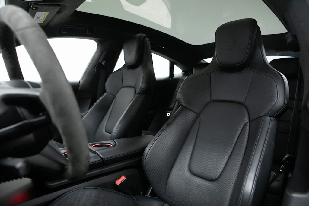 Thumbnail: 2024 Porsche Taycan - 9