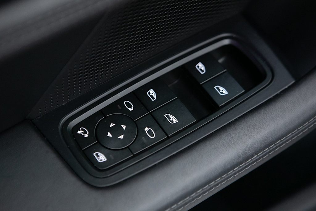 Thumbnail: 2024 Porsche Taycan - 24