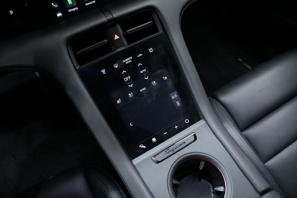 Thumbnail: 2024 Porsche Taycan - 13