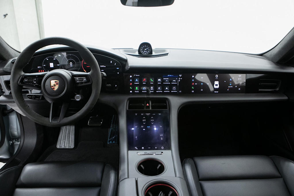 Thumbnail: 2024 Porsche Taycan - 8