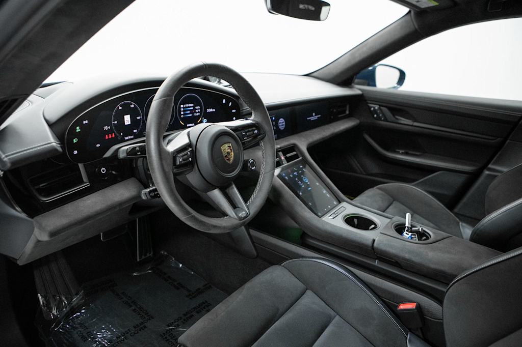 Thumbnail: 2024 Porsche Taycan - 2