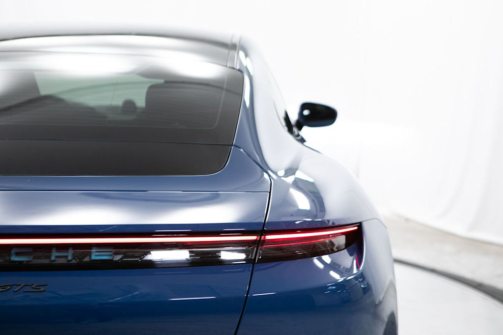 Thumbnail: 2024 Porsche Taycan - 23