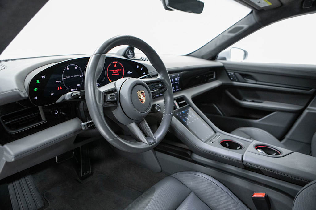 Thumbnail: 2023 Porsche Taycan - 2