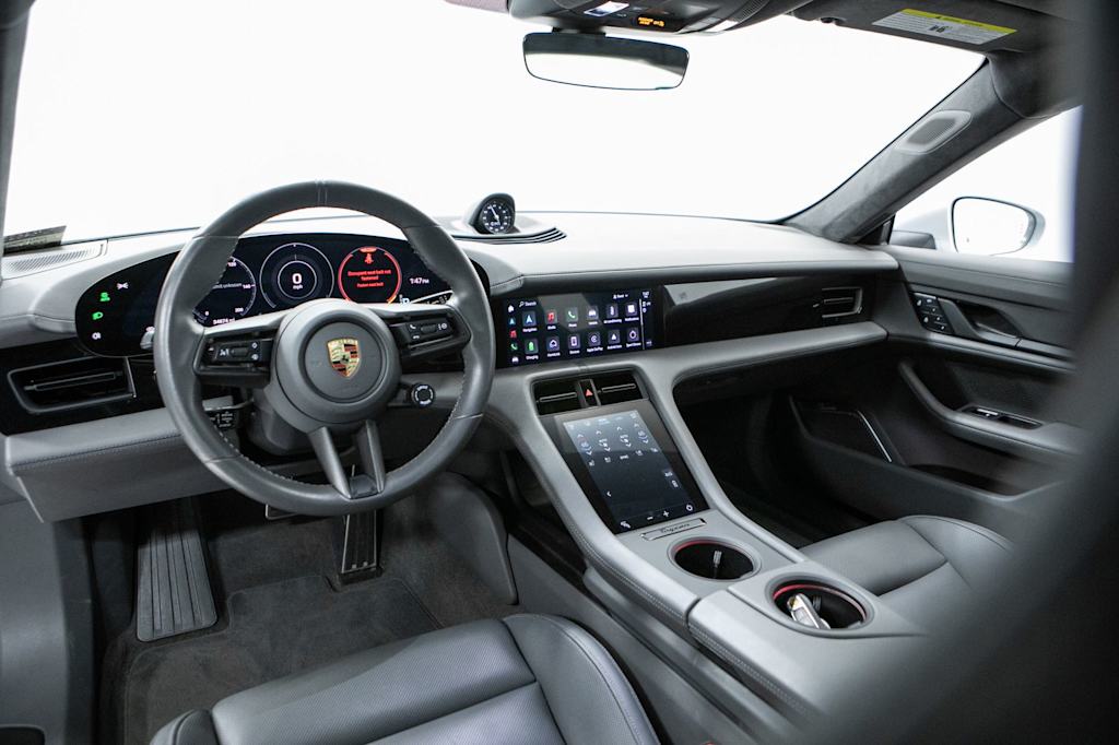 Thumbnail: 2023 Porsche Taycan - 8
