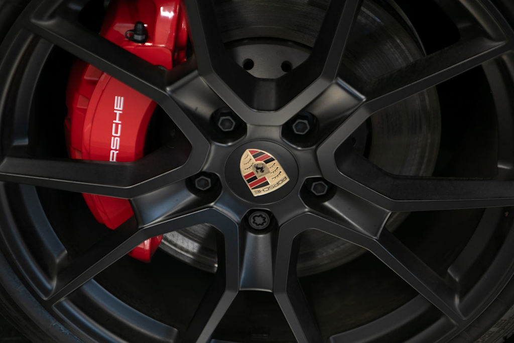 Thumbnail: 2026 Porsche Taycan - 22