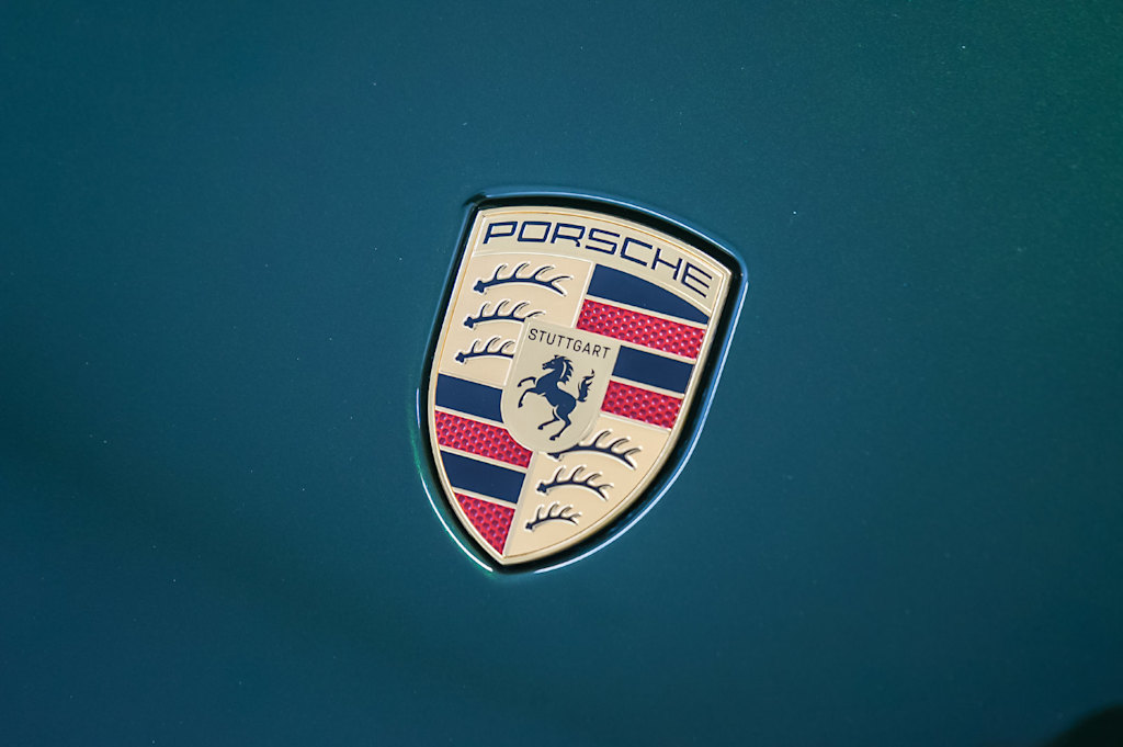 Thumbnail: 2026 Porsche Taycan - 25