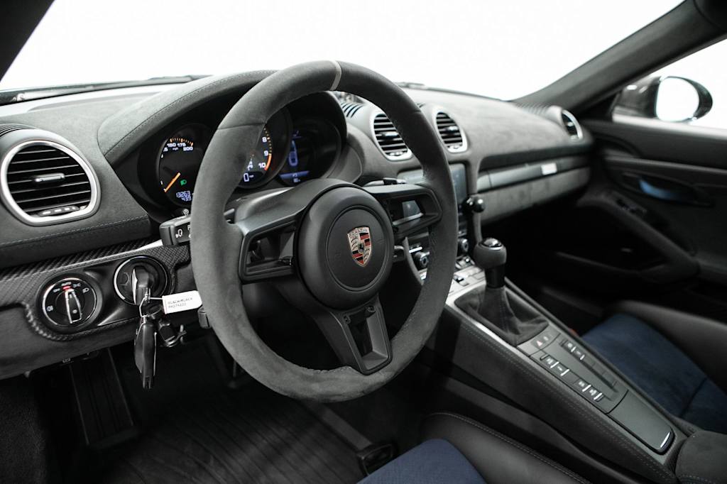 Thumbnail: 2024 Porsche 718 Cayman - 2