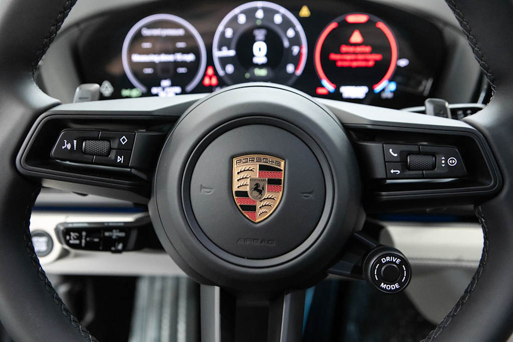 Thumbnail: 2026 Porsche Panamera - 22