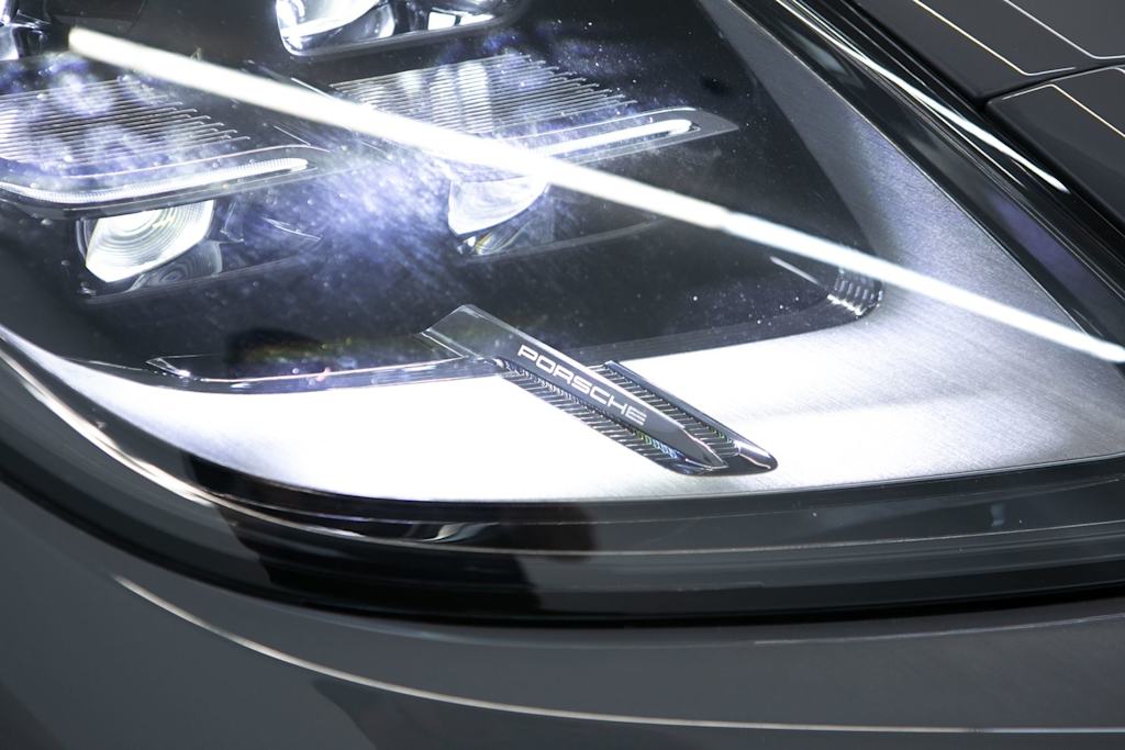 Thumbnail: 2026 Porsche Panamera - 23