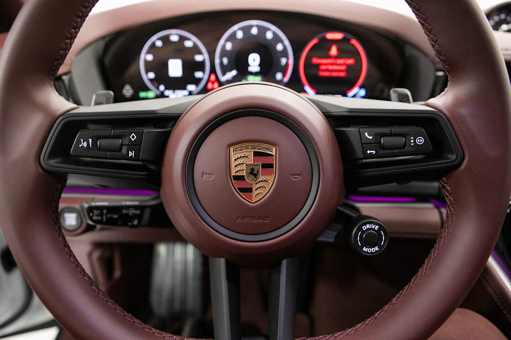 Thumbnail: 2026 Porsche Panamera - 17