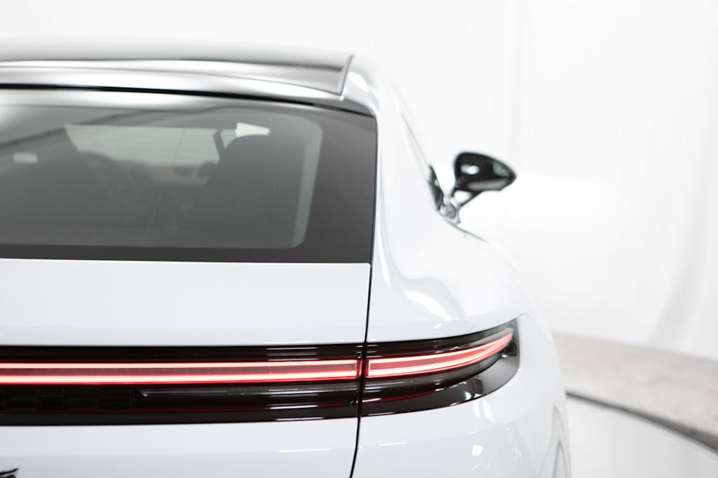 Thumbnail: 2026 Porsche Panamera - 22