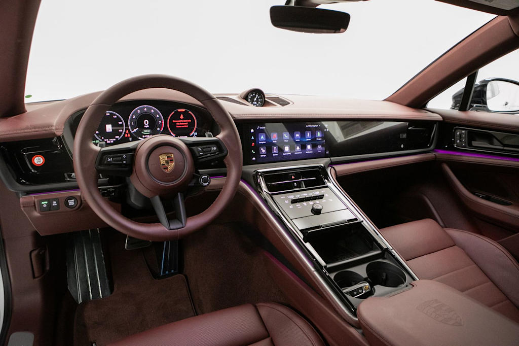 Thumbnail: 2026 Porsche Panamera - 6