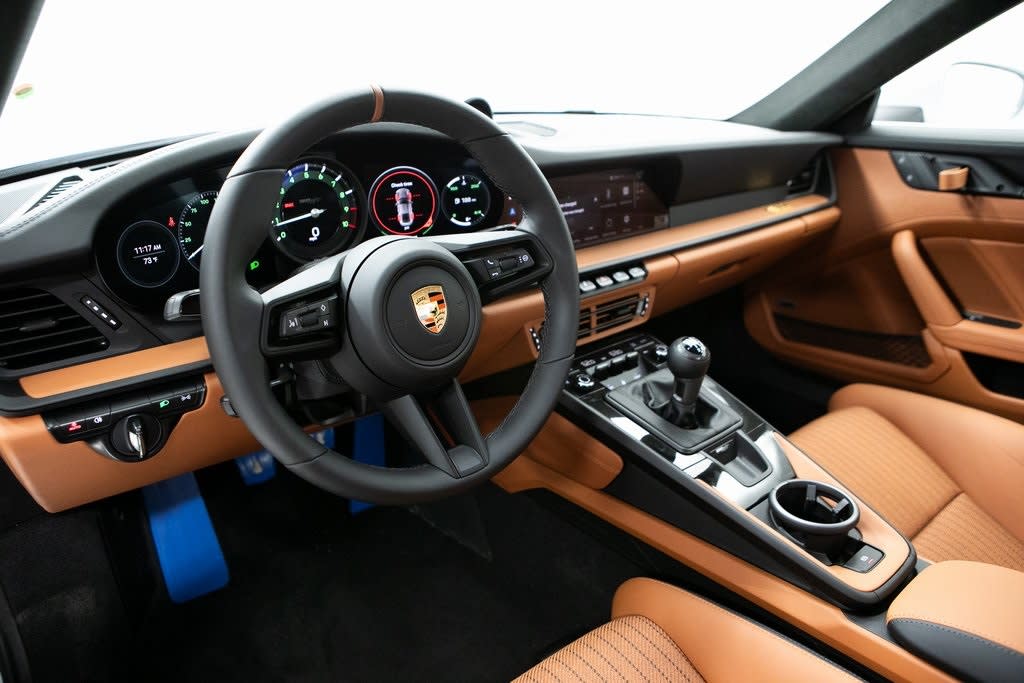 Thumbnail: 2024 Porsche 911 - 2