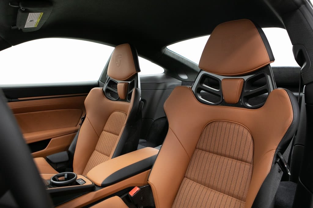 Thumbnail: 2024 Porsche 911 - 8