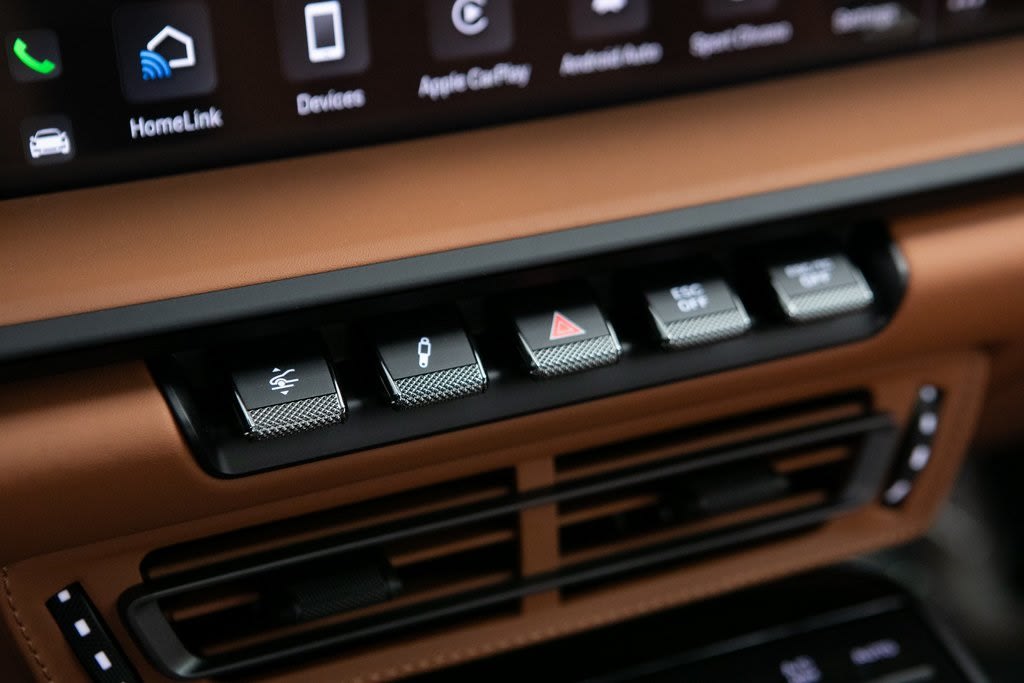 Thumbnail: 2024 Porsche 911 - 23