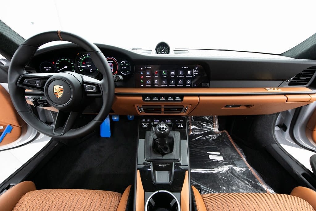 Thumbnail: 2024 Porsche 911 - 7