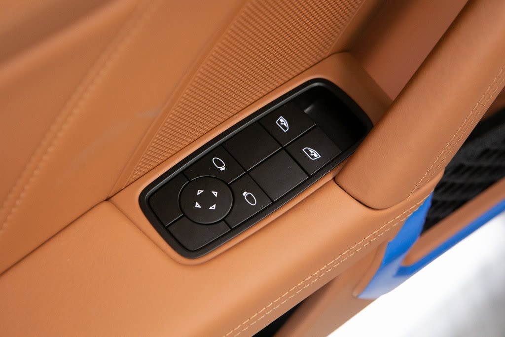 Thumbnail: 2024 Porsche 911 - 19