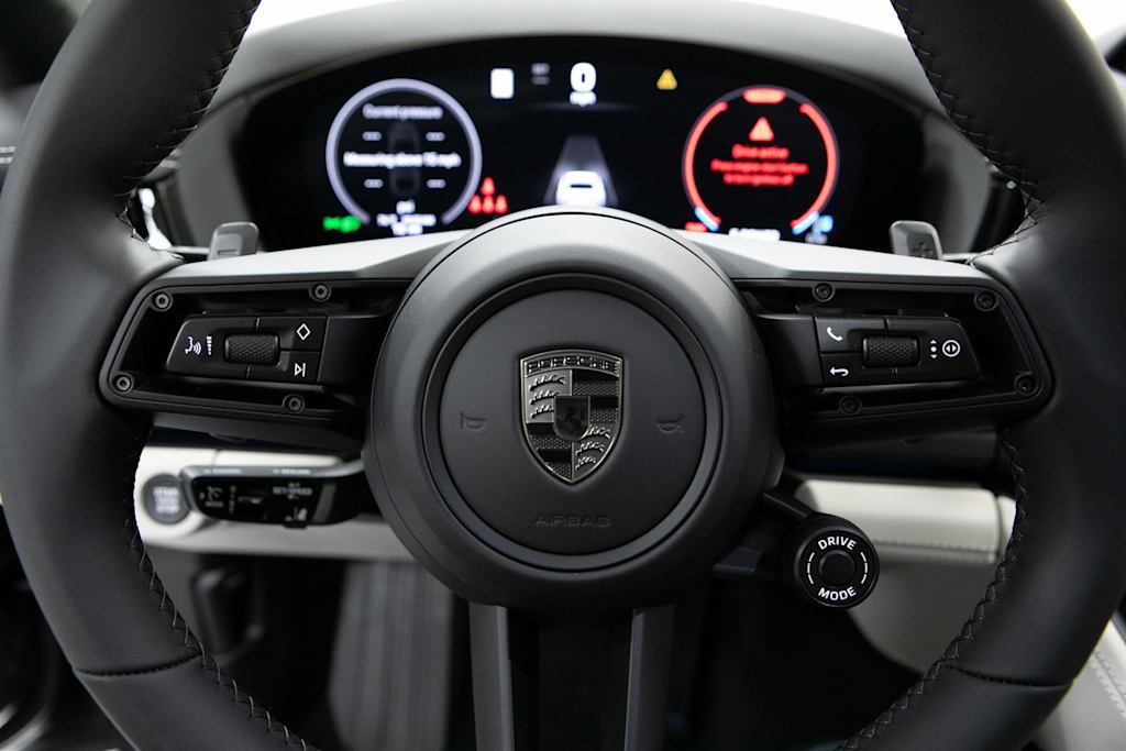 Thumbnail: 2026 Porsche Panamera - 21