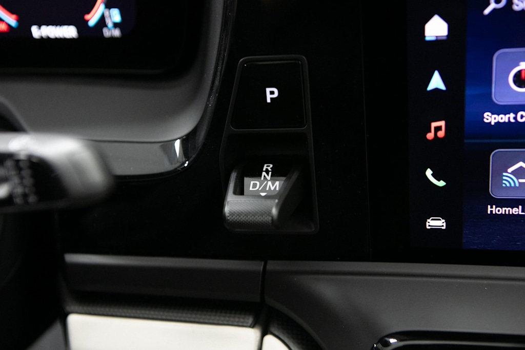 Thumbnail: 2026 Porsche Panamera - 14