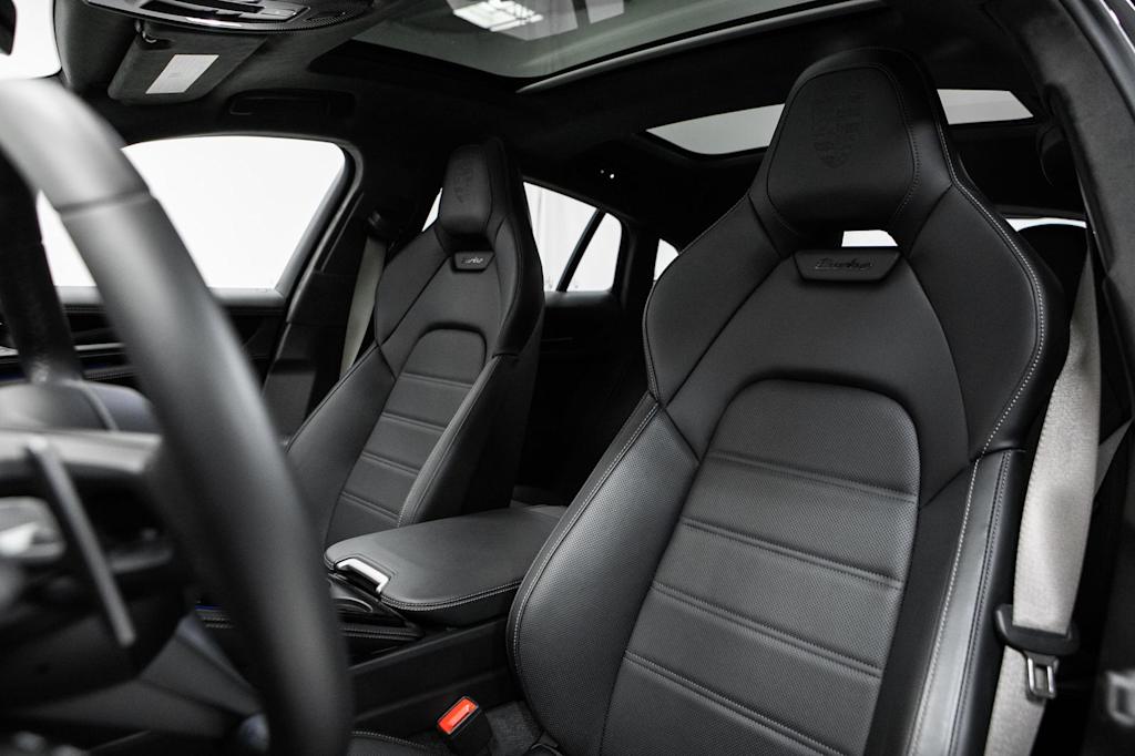 Thumbnail: 2025 Porsche Panamera - 7