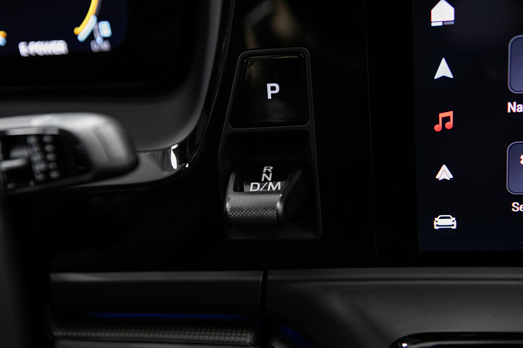 Thumbnail: 2025 Porsche Panamera - 11