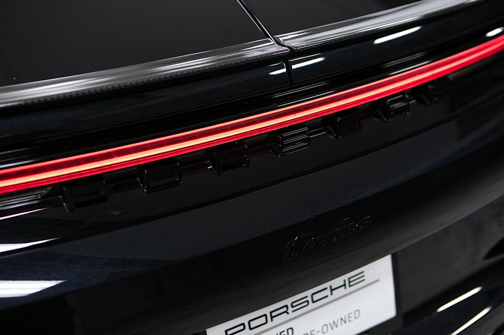 Thumbnail: 2025 Porsche Panamera - 24