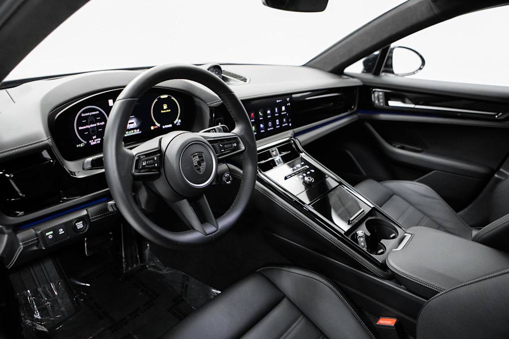 Thumbnail: 2025 Porsche Panamera - 2