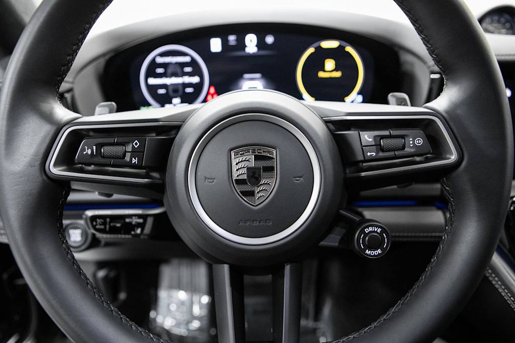 Thumbnail: 2025 Porsche Panamera - 20