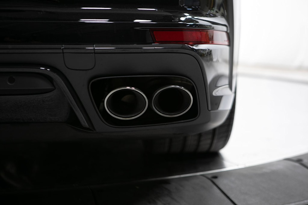 Thumbnail: 2025 Porsche Panamera - 24