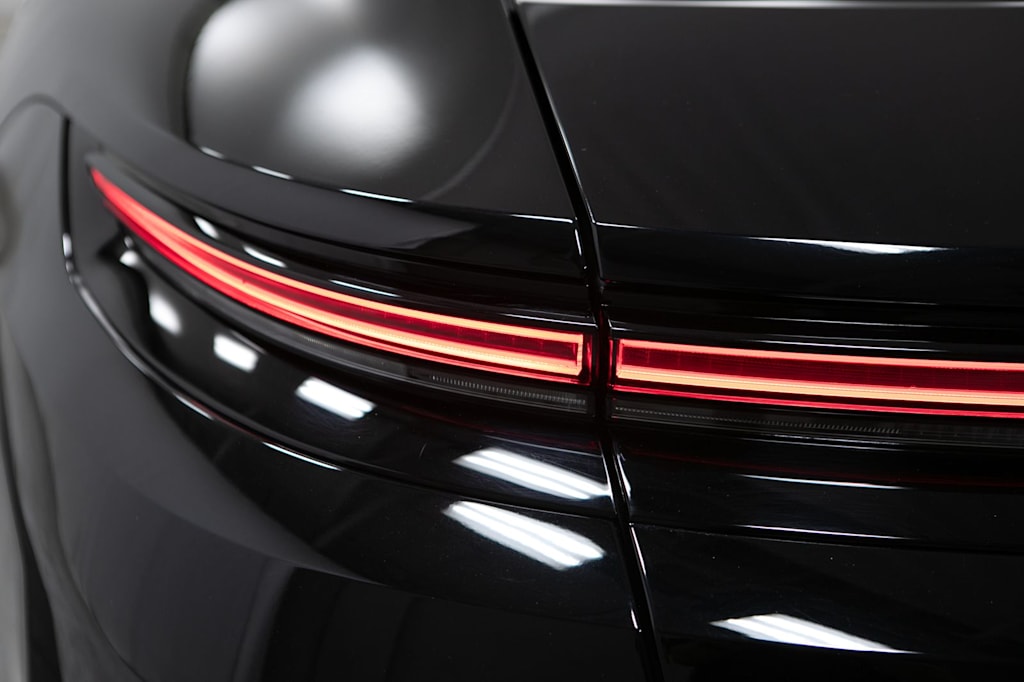 Thumbnail: 2025 Porsche Panamera - 22