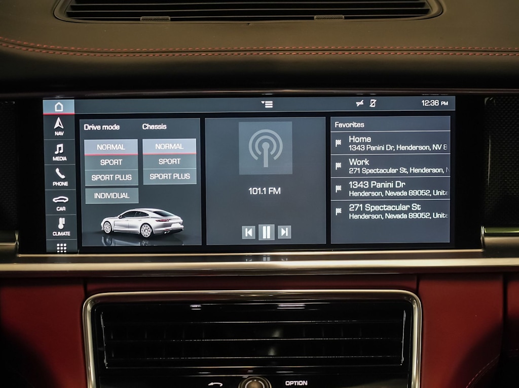 Thumbnail: 2020 Porsche Panamera - 12